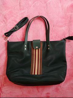 Women's Handbag with sling