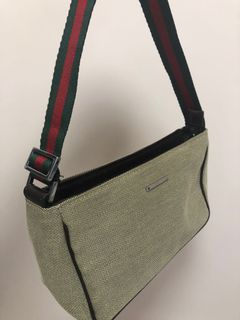 （分類：）位於 。 由 chinging._. 提交（商品編號 1049341064，圖片 1）。簡介： 。