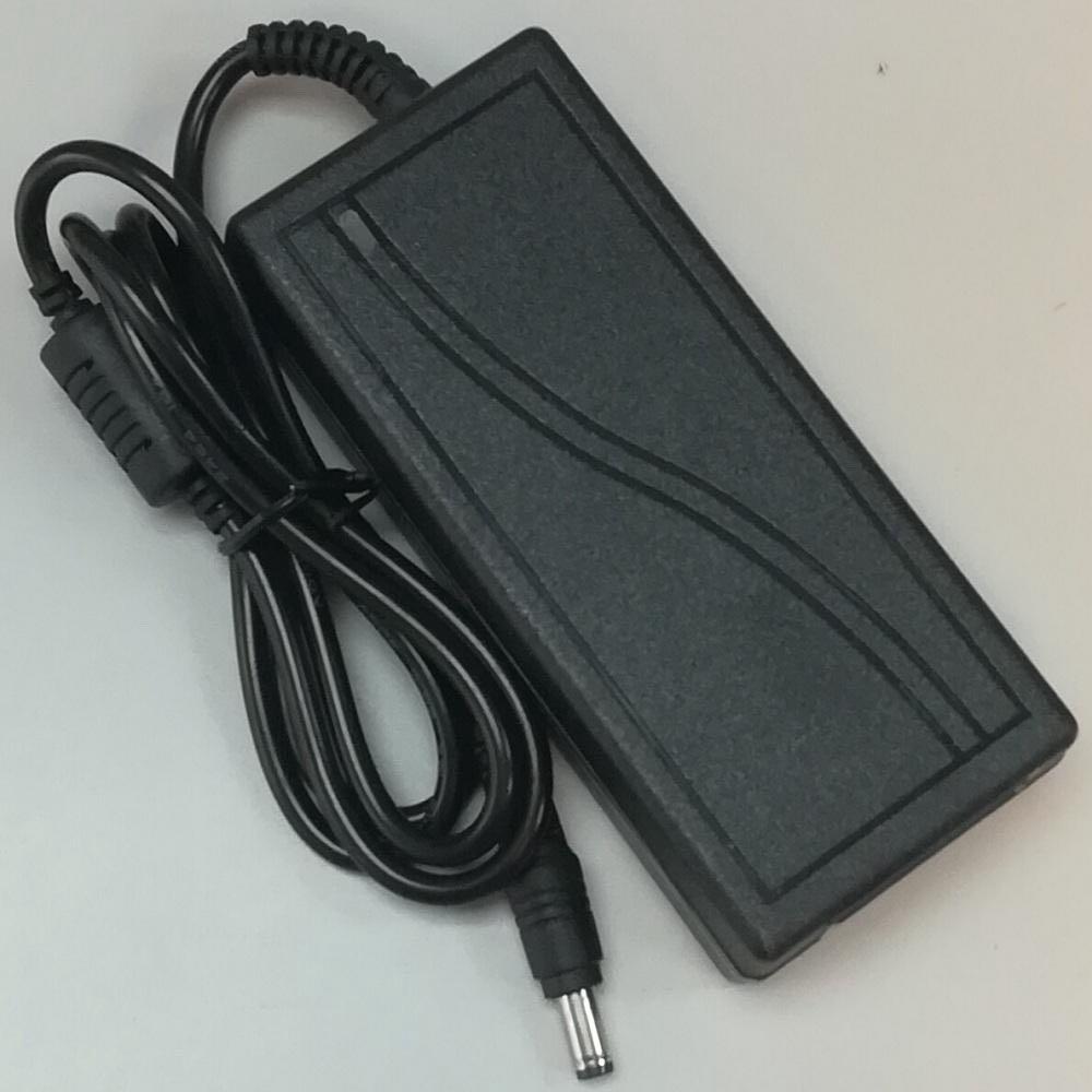 AC/DC POWER ADAPTER INPUT 100240V50/60HZ 1.6A OUTPUT 12V 5A WITH UK