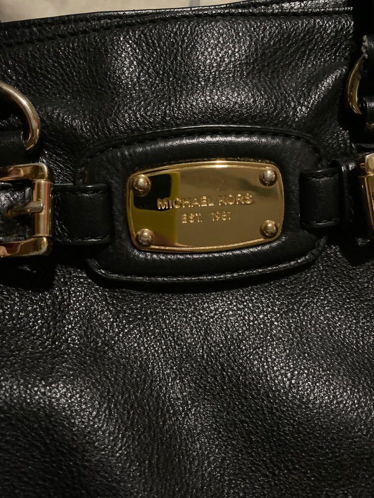 💯ORIGINAL MICHAEL KORS HAMILTON MEDIUM SATCHEL, Luxury, Bags & Wallets on  Carousell
