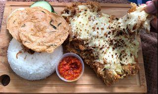 Ayam geprek mozzarella