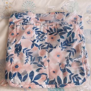 (Category: ) located in . Submitted by PANDAAAA (Listing ID 1049403400, Image 1). Description: .