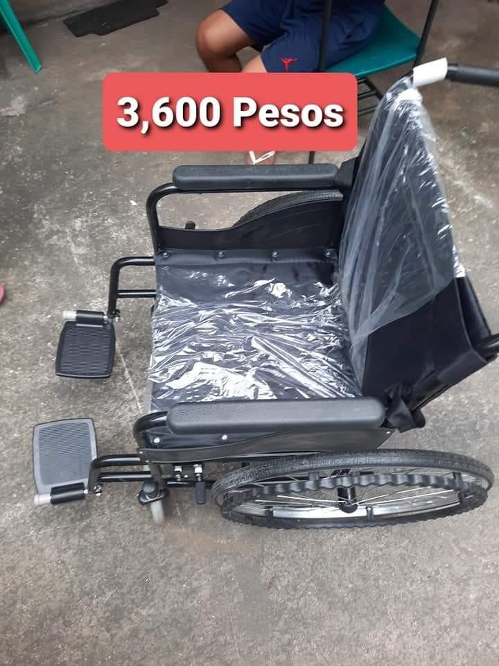 Clock care wheelchair (Category: Wheelchairs) located in Quezon City. Submitted by anyer032694 (Listing ID 1049511131, Image 1). Description: .