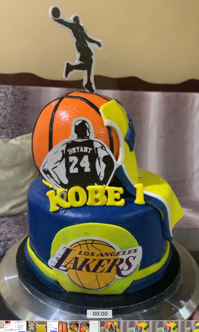Basketball Cake - Custom Birthday Cakes NYC