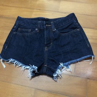 （分類：）位於 。 由 pearjam 提交（商品編號 1049407844，圖片 1）。簡介： 。