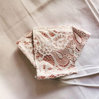 （分類：）位於 。 由 agnes_model_shop 提交（商品編號 1049306482，圖片 1）。簡介： 。