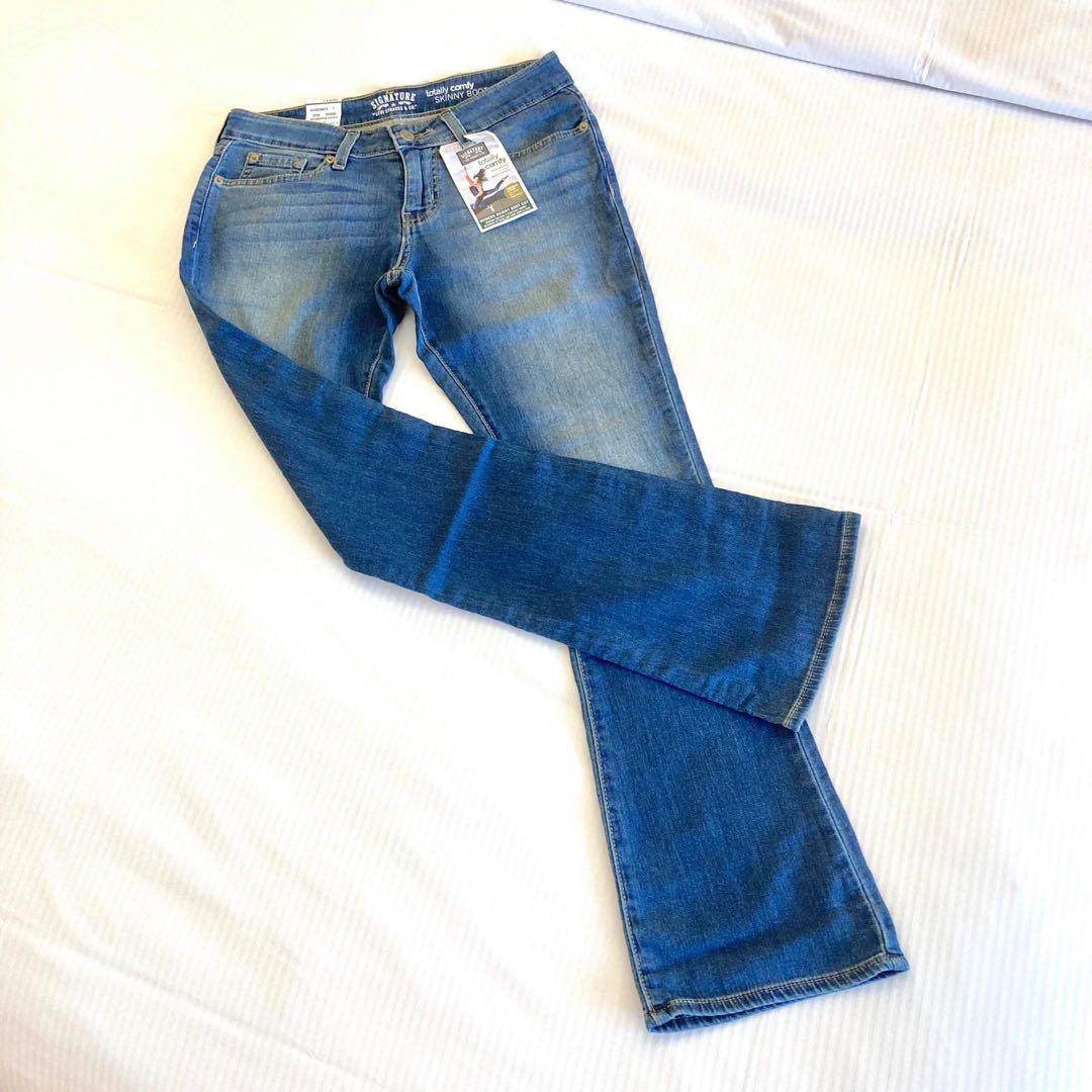 Levi Strauss & Co Signature Modern Skinny Boot Cut Jeans, Size 6 M, Women's  Fashion, Bottoms, Jeans & Leggings on Carousell