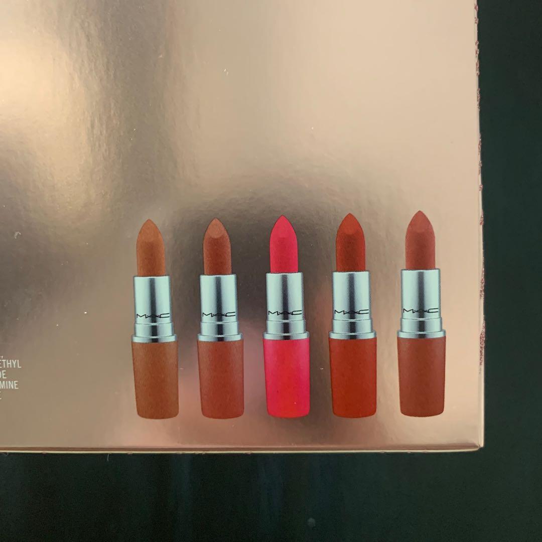 MAC Showstopper powder kiss lipstick gift set, Beauty & Personal Care