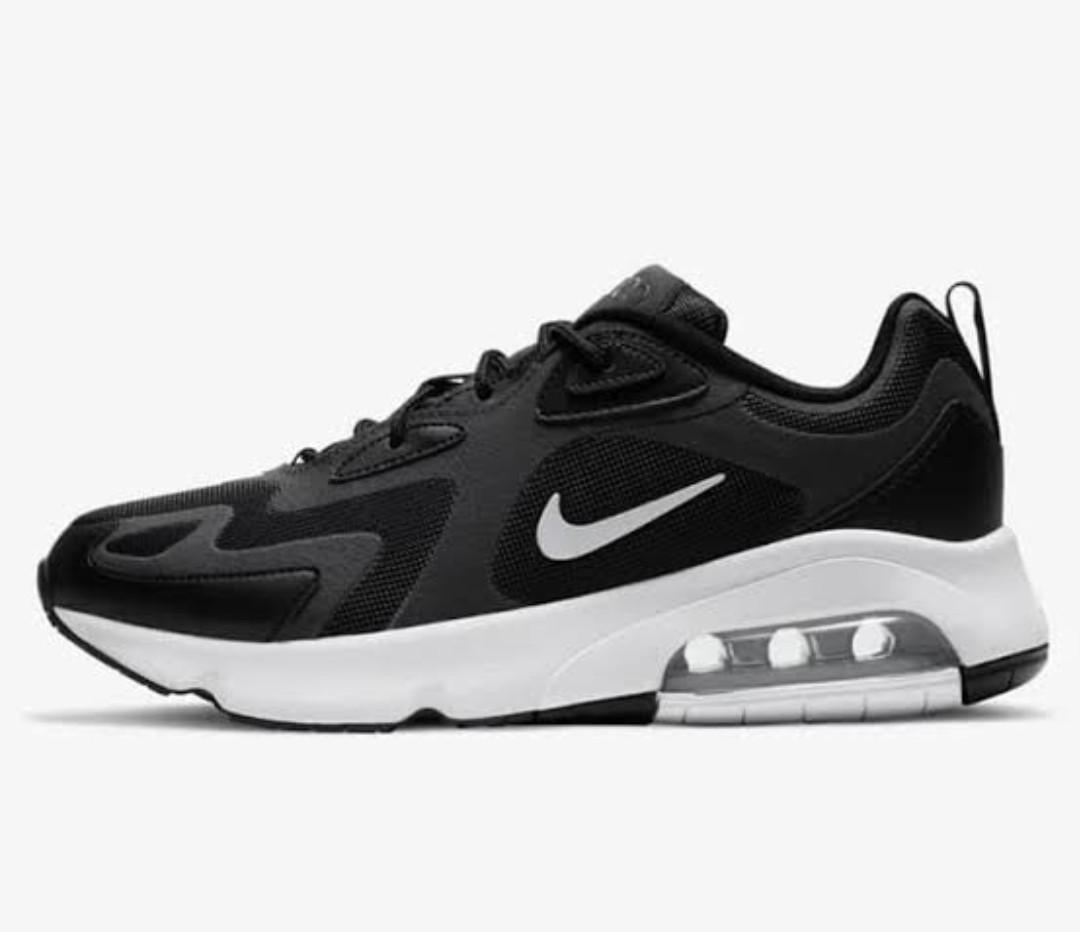 nike white and black air max 200 sneakers