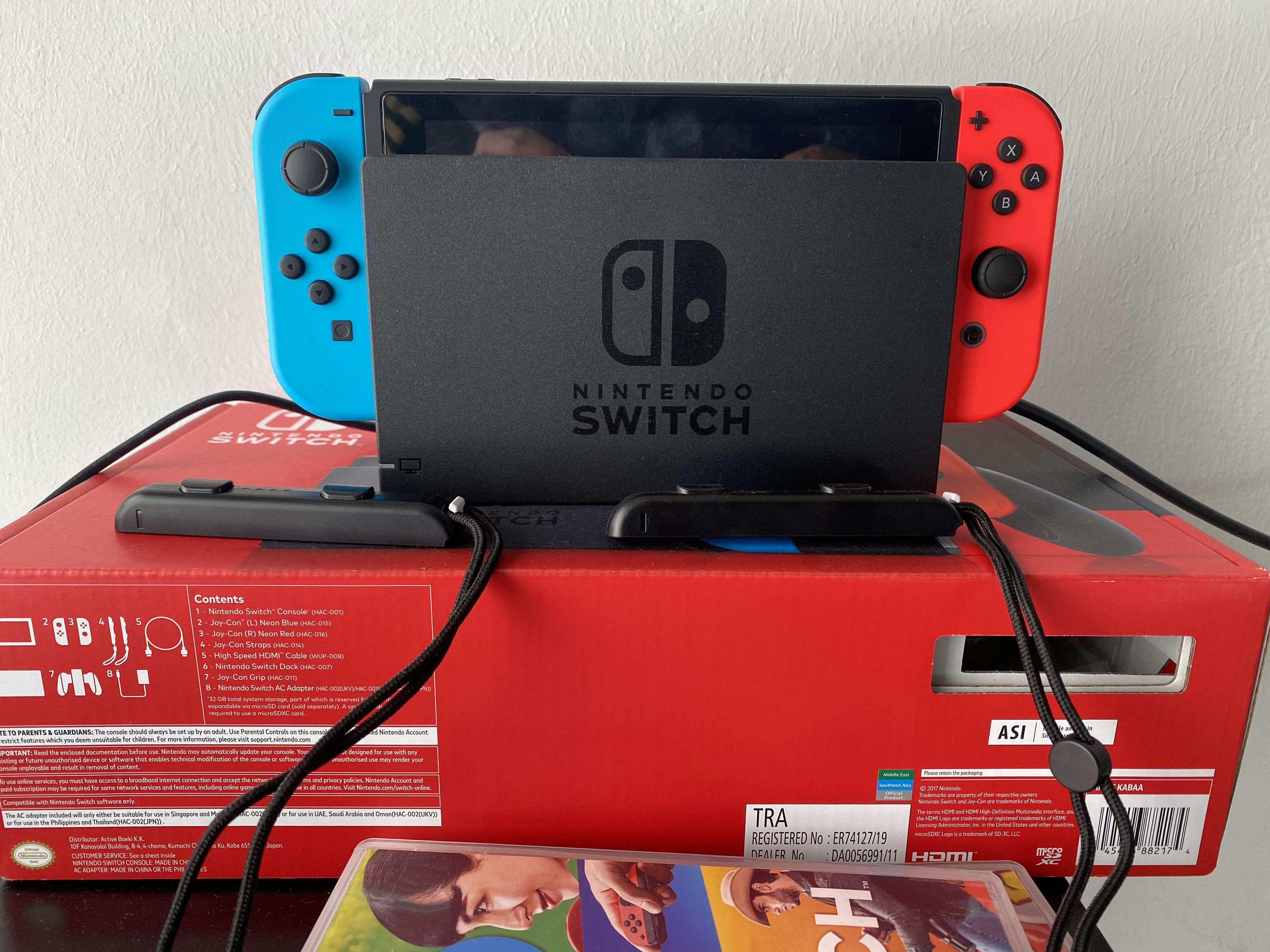 Nintendo v2. Nintendo Switch комплектация. Nintendo Switch Neon v2. Nintendo Switch 2. Nintendo Switch Hac-001.