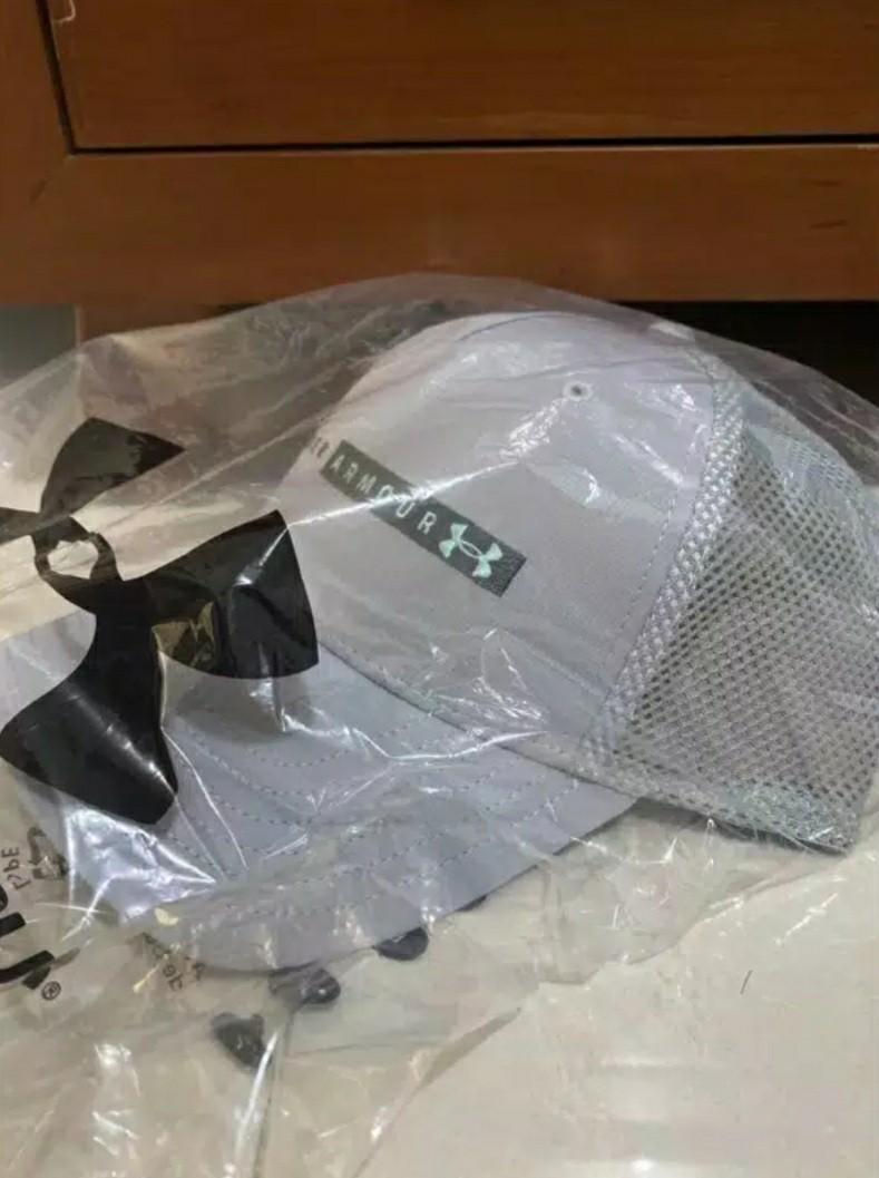 topi under armour original