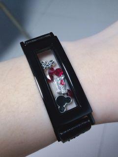 Personalized floating locket -wrist band