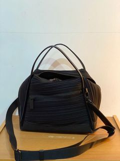 (Kategori: ) berada di . Dikirim oleh secondchancestyles (ID iklan 1049342589, Gambar 1). Deskripsi: .
