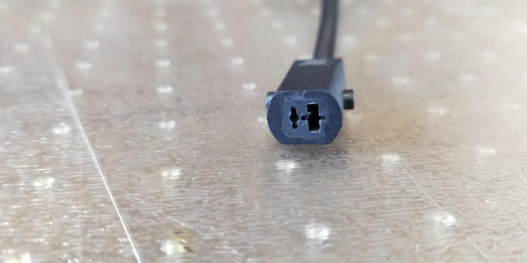 Power Adaptor for Lazyboy Seat 29volts (Category: Chargers) located in Paranaque City. Submitted by seb_trading (Listing ID 1049391789, Image 3). Description: good working condition 29volts regulated 1.8amps AC to DC swithching power supply 220volts input (autovolt) design for lazyboy seats we already lost the seat lalamove COD ok.