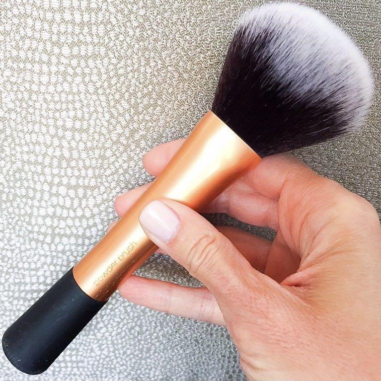 powder brush real techniques