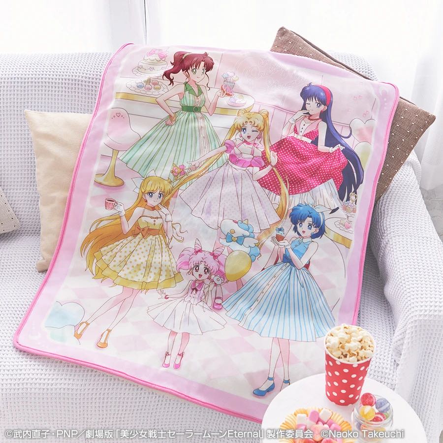 Sailor Moon Kuji Blanket Prize B And C Everything Else On Carousell 