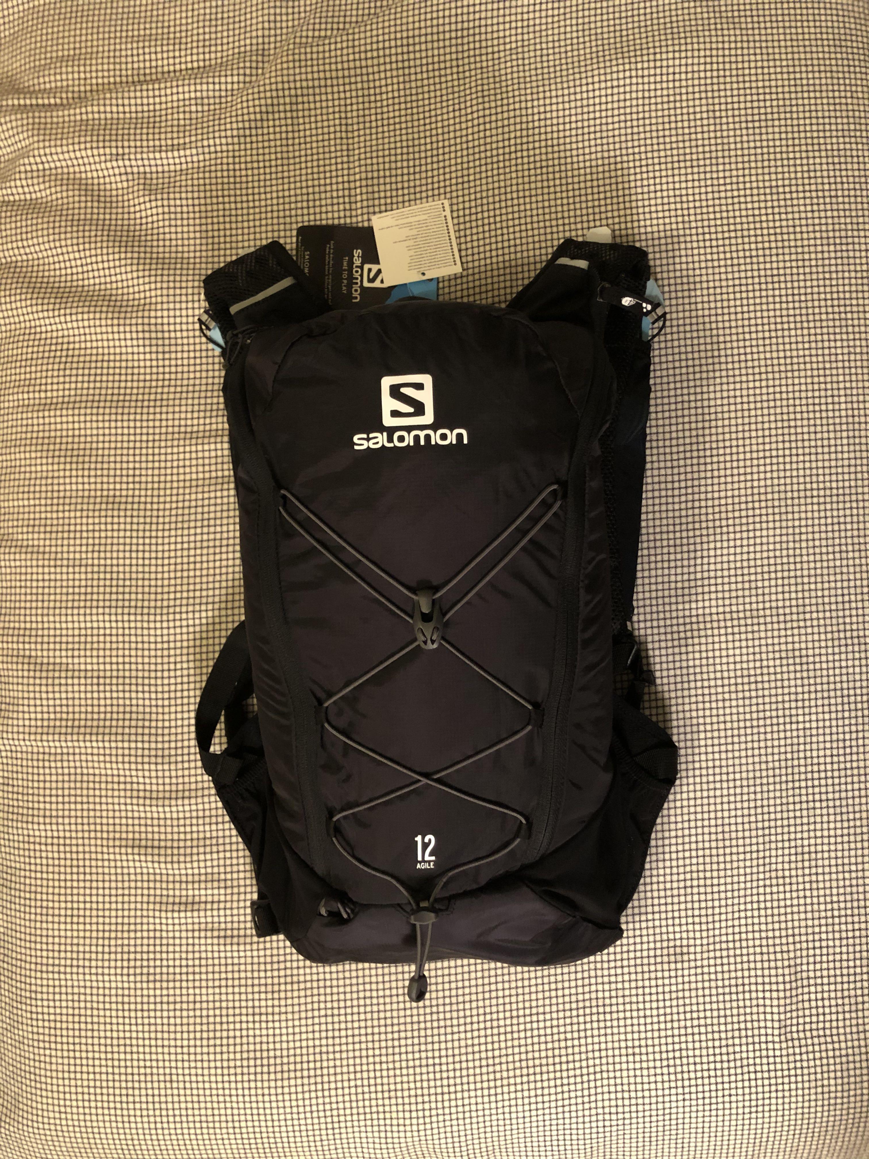 Moralsk tung Arkæologiske Salomon Agile 12 Set running vest, 男裝, 運動服裝- Carousell