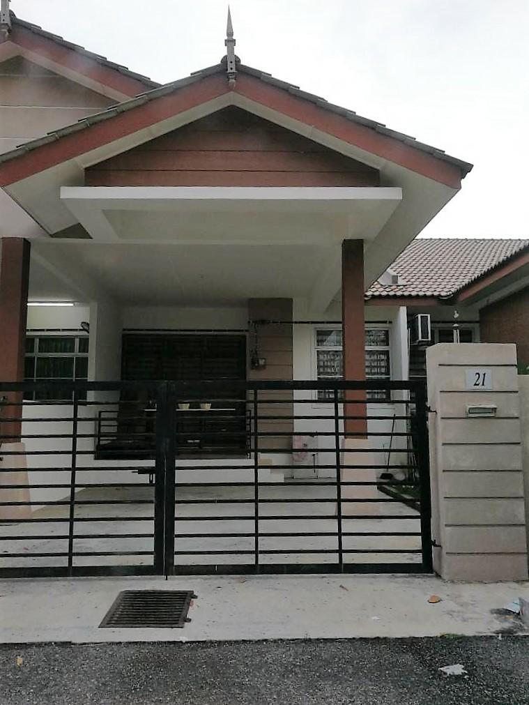 Single Storey Terrace Taman Pandan Damai Kuantan, Property, For