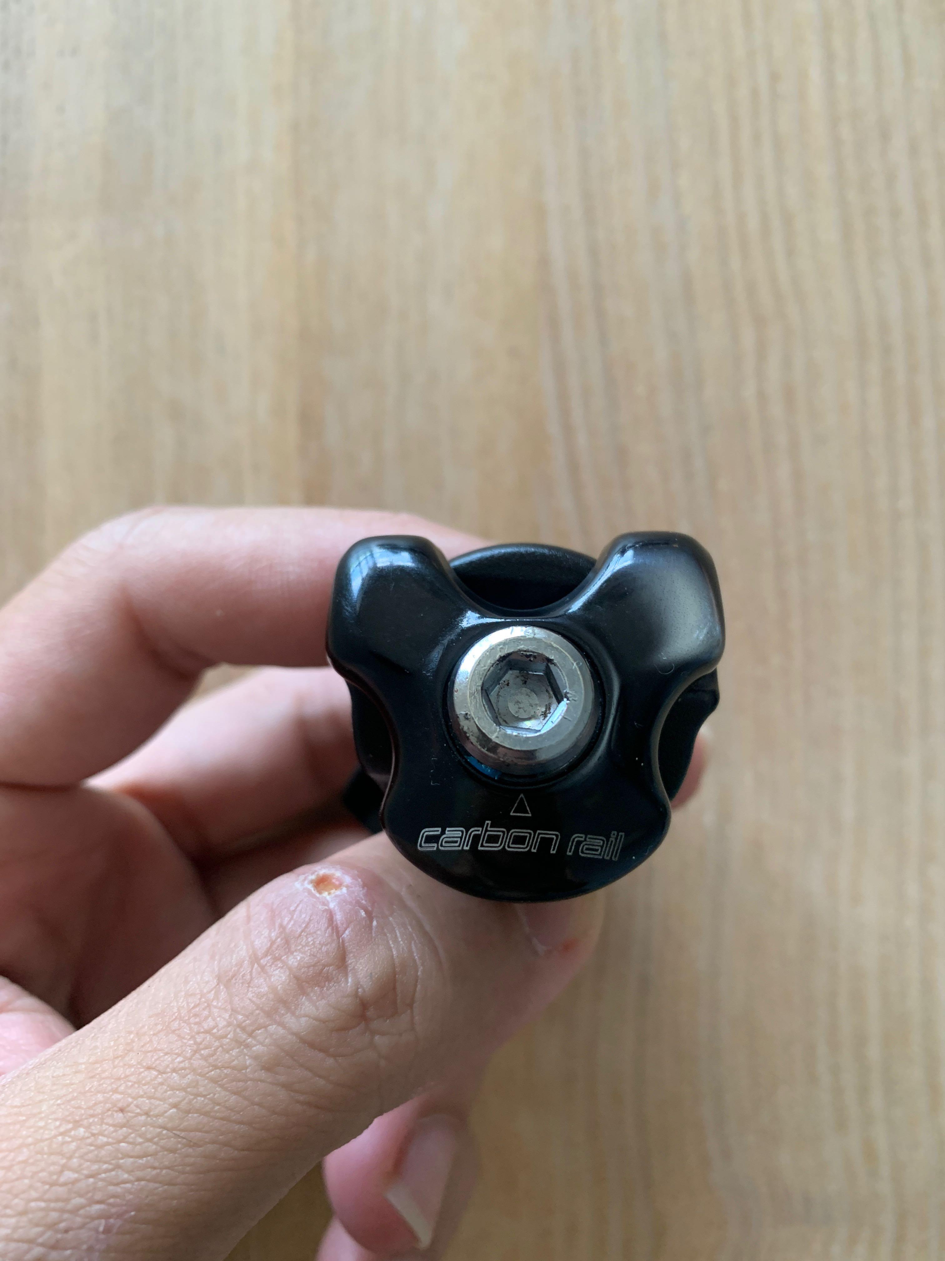 specialized carbon saddle clamp