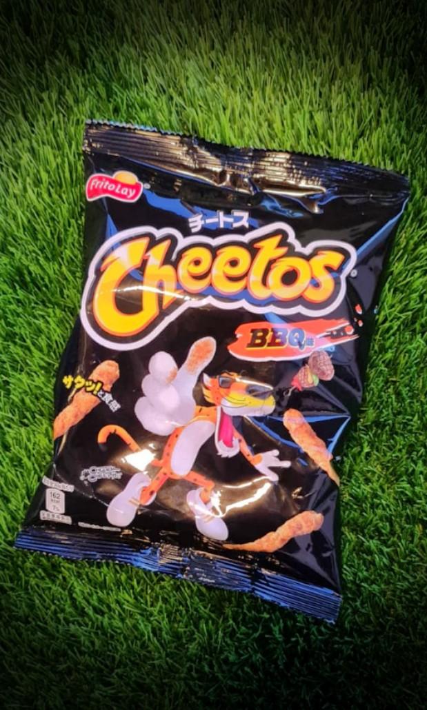 SUPER RARE!! 10packs of Cheetos BBQ flavor direct from JAPAN!, Food &  Drinks, Packaged Snacks on Carousell