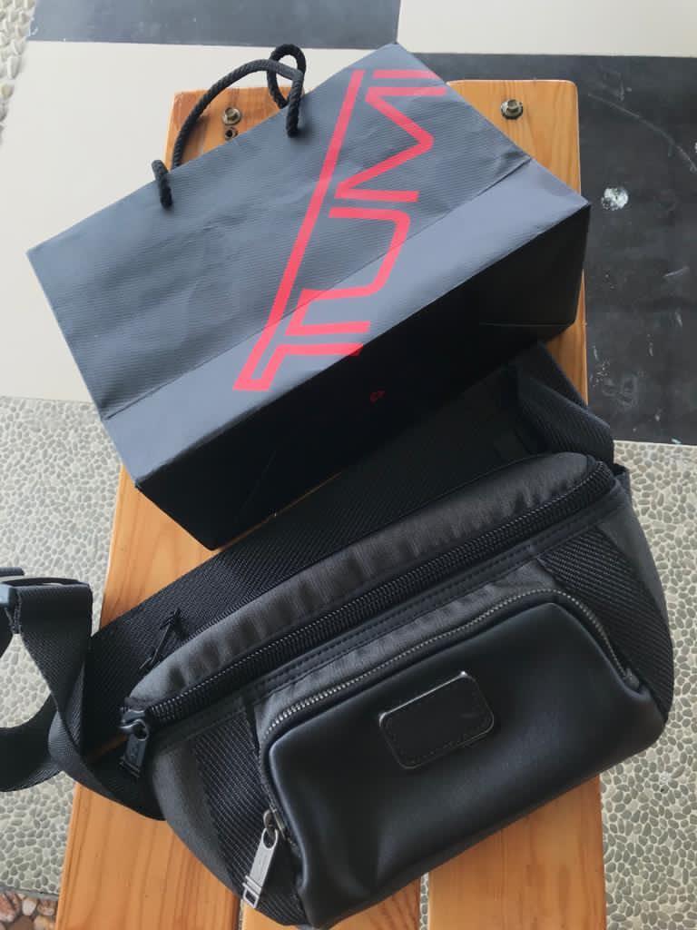 Tumi campbell utility pouch cheap