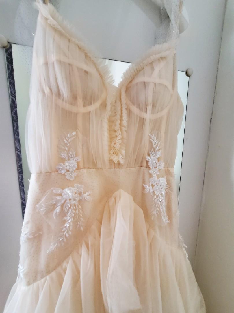 Wedding dresses used once clearance