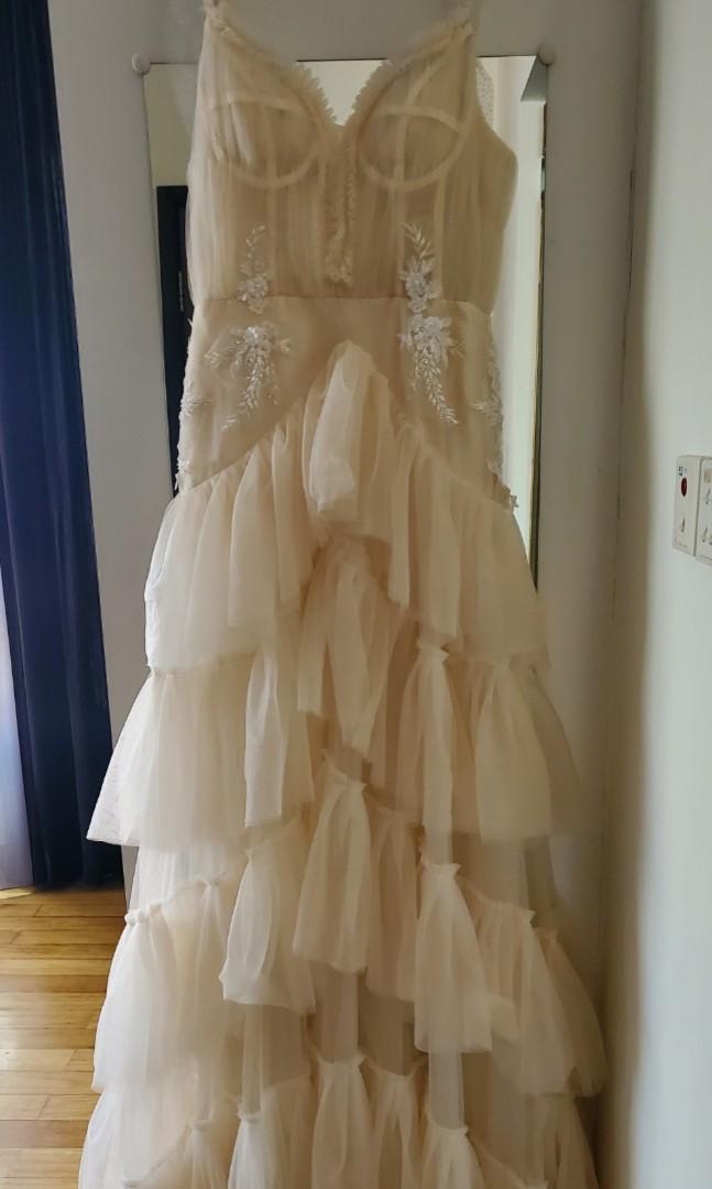 Wedding dresses used once clearance