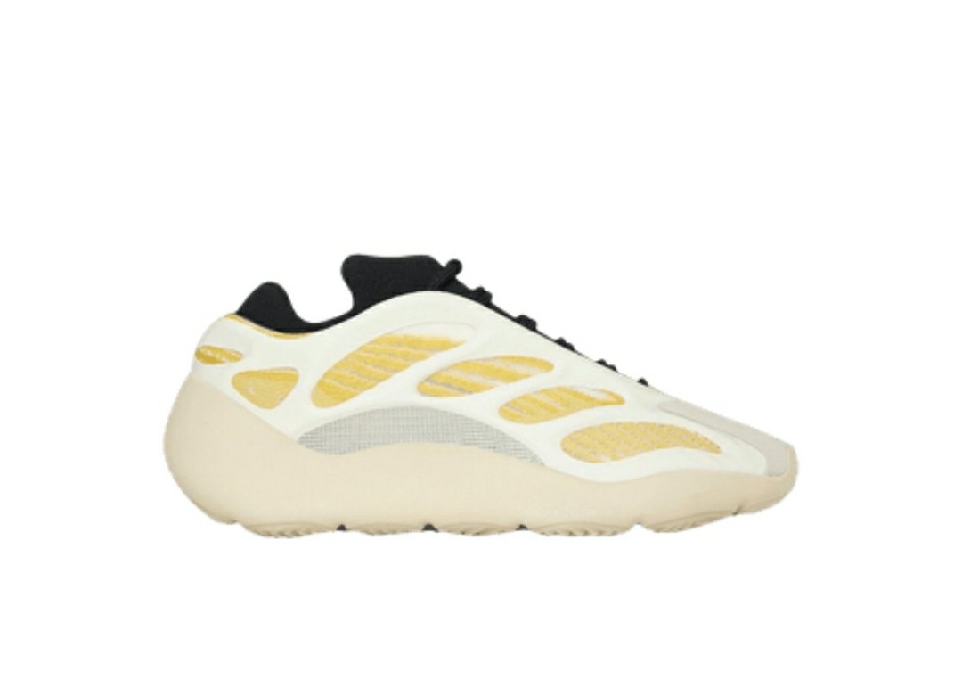 Yeezy 700 V3 Safflower, Men's Fashion