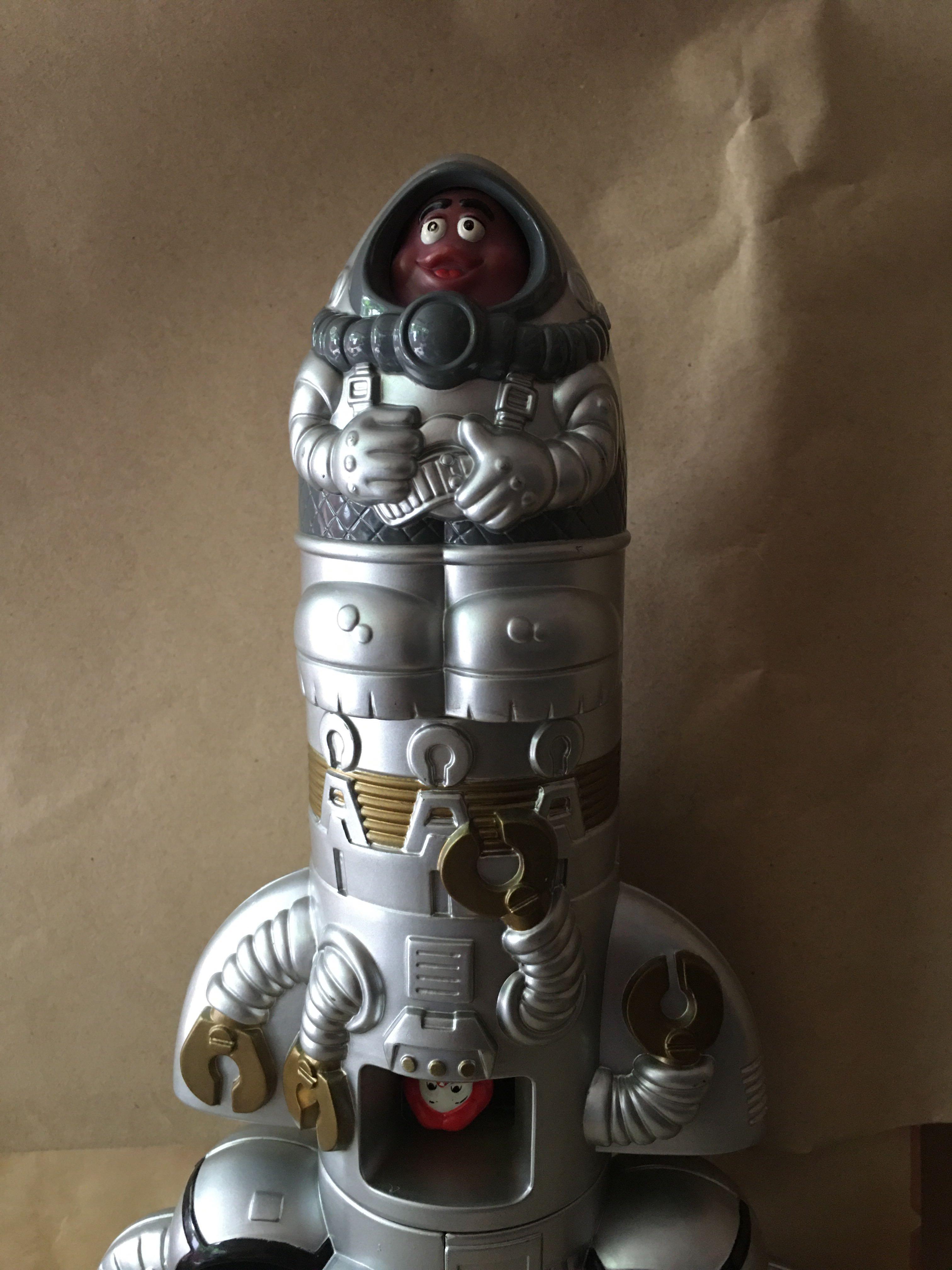 Happy meal spaceship cheap