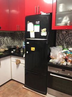 (Category: ) located in . Submitted by darkgreen (Listing ID 1049696898, Image 1). Description: .