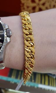 (Category: ) located in . Submitted by connectingmobilejewellery (Listing ID 1049574435, Image 1). Description: .