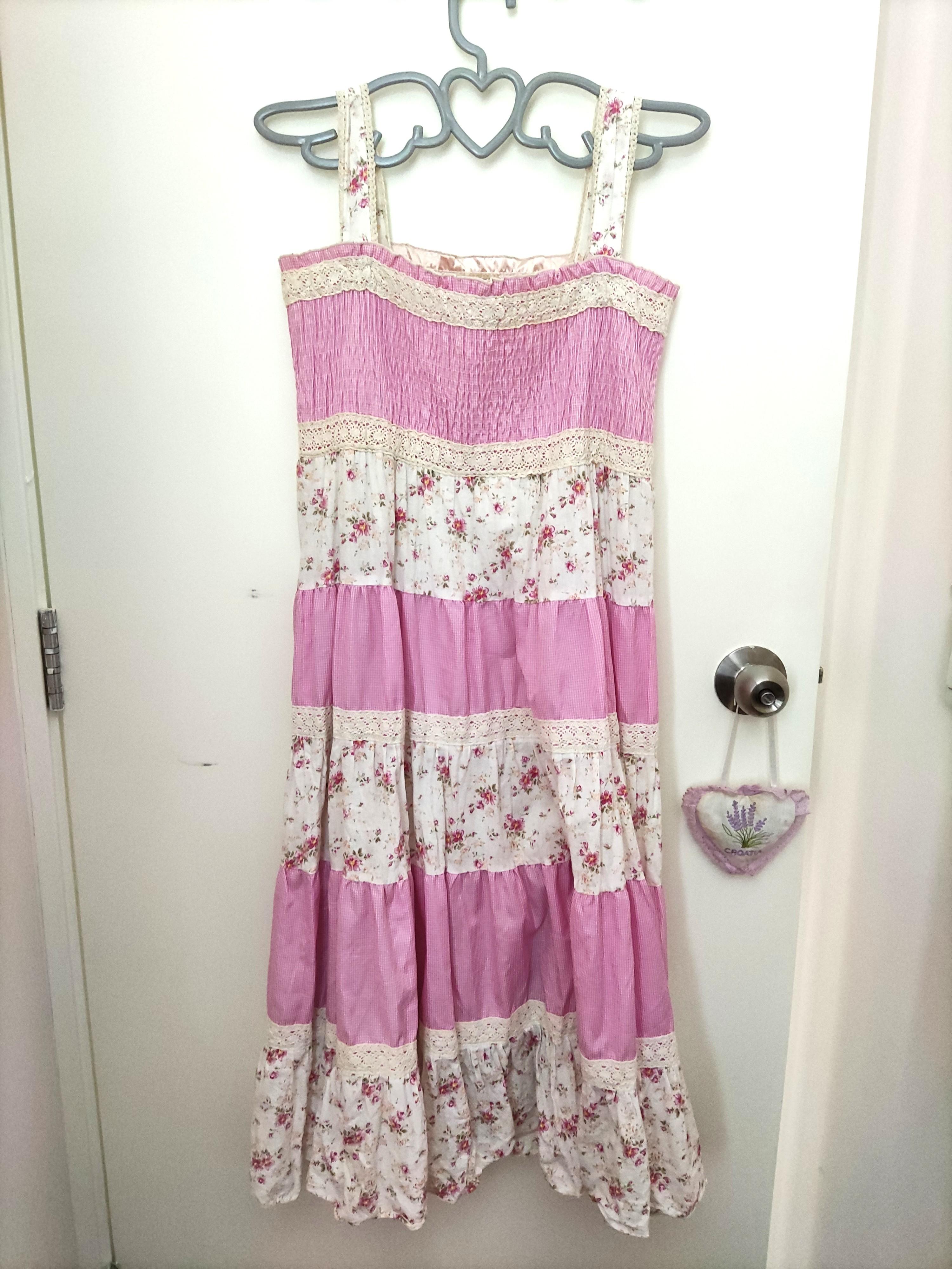 碎花連身長裙floral One Piece 女裝 女裝裙 Carousell