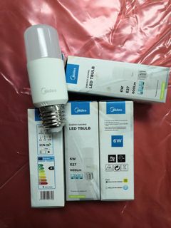（分類：）位於 。 由 jfacel 提交（商品編號 1049594985，圖片 1）。簡介： 。