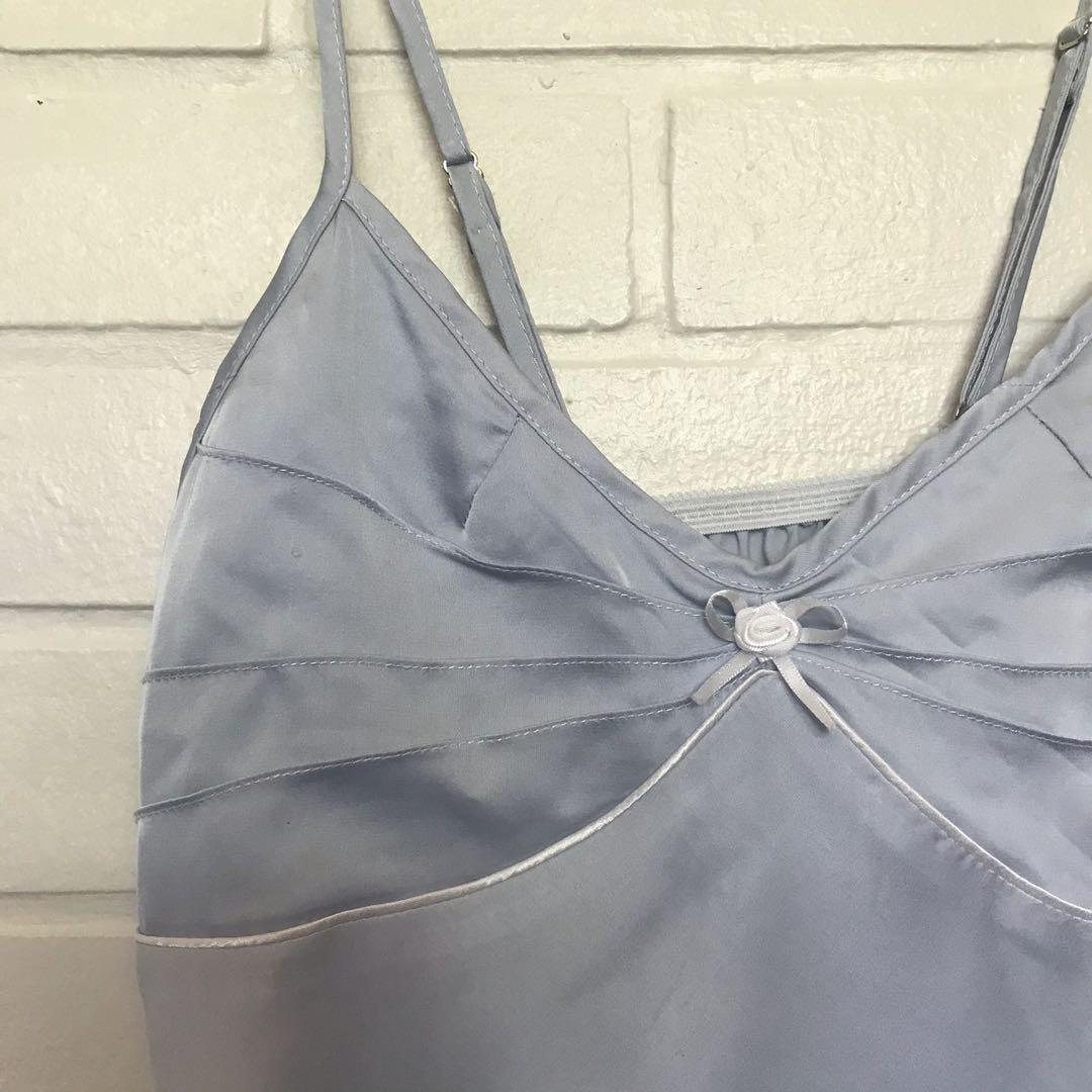 Baby Blue Bustier Cami (Category: Sleeveless) located in Quezon City. Submitted by abbycries (Listing ID 1049632615, Image 2). Description: has adjustable straps nationwide shipping, shouldered by buyer 100% of sales will be donated to fundraisers for victims of Typhoon Ulysses.