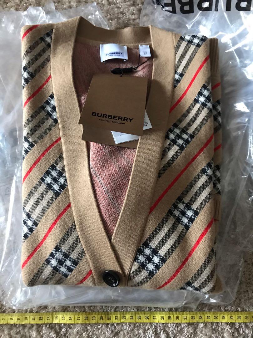 Burberry cardigan kardigan original check classic and iconis from ...