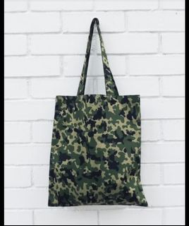 (Category: ) located in . Submitted by enkel.shop (Listing ID 1049627895, Image 1). Description: .