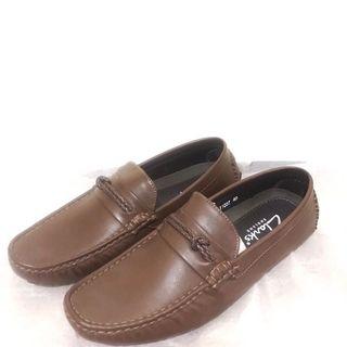 clarks shoes price list