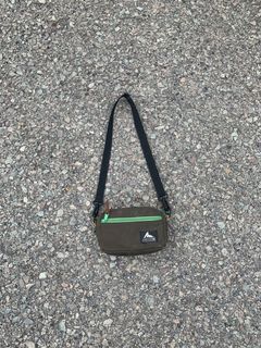 (Category: ) located in . Submitted by thriftsupply (Listing ID 1049607416, Image 1). Description: .