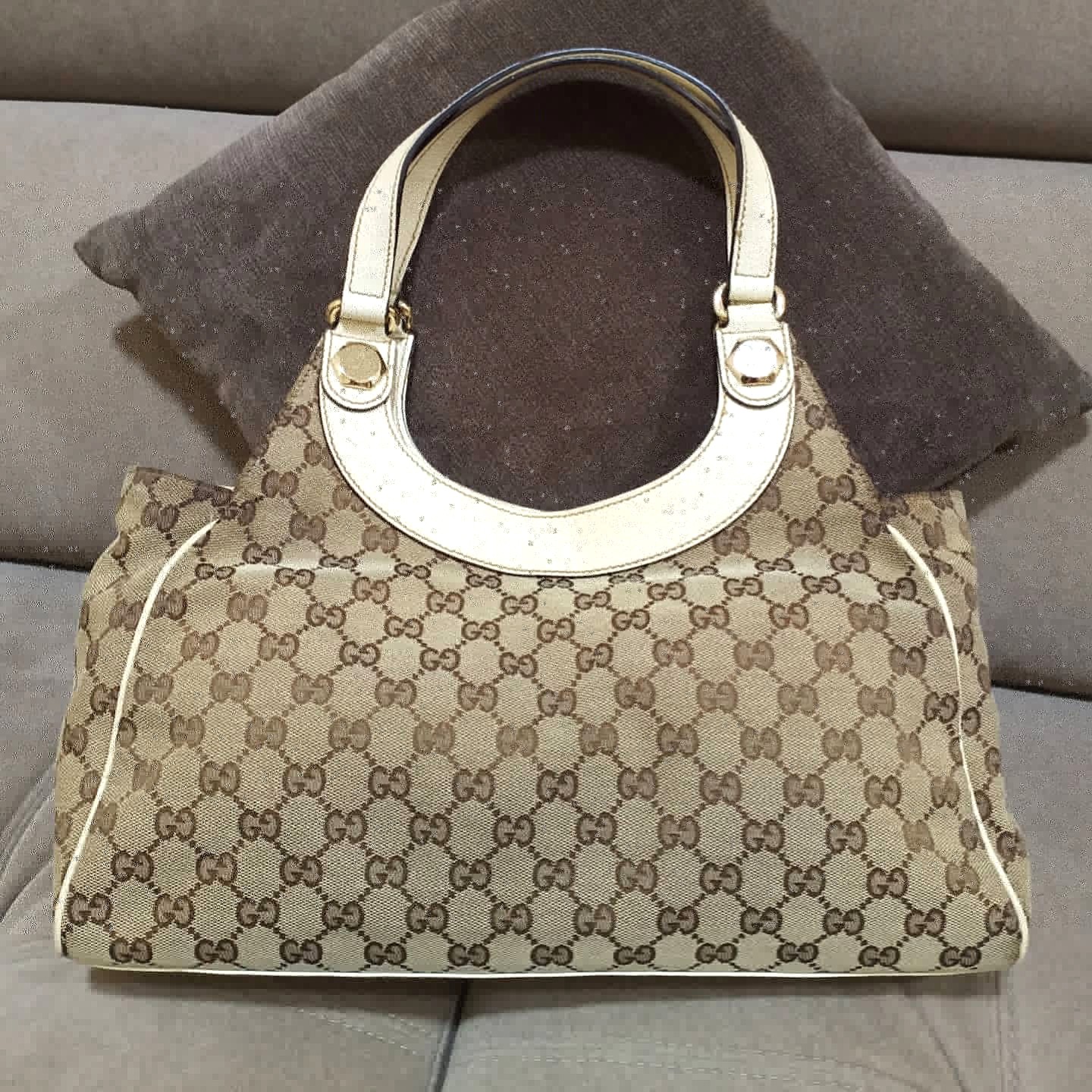 Gucci controllato handbag sales