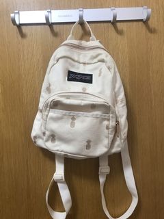（分類：）位於 。 由 llaulhing 提交（商品編號 1049652014，圖片 1）。簡介： 。