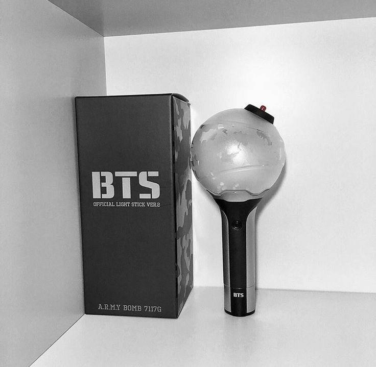 LFB BTS Army Bomb Ver. 2 *OFFICIAL*, Hobbies & Toys, Memorabilia
