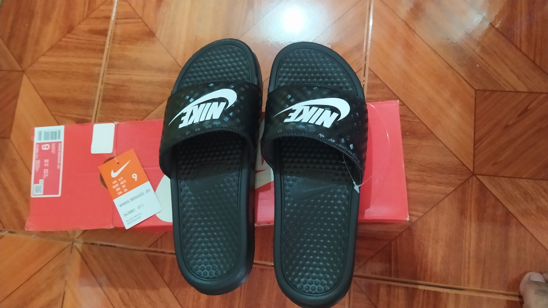 Nike benassi Size 9 Women s Fashion Footwear Sneakers on Carousell