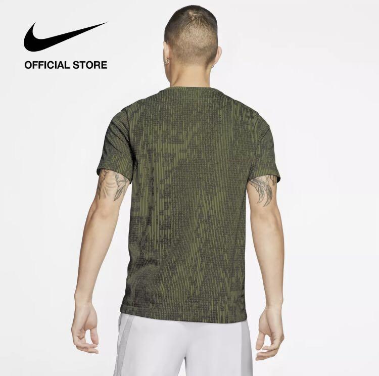 Nike Men's Dri-Fit Print Tee - Asparagus (Category: Formal Shirts) located in Bacoor. Submitted by msportsph (Listing ID 1049728293, Image 2). Description: Nike Men's Dri-Fit Print Tee - Asparagus. Size: M. Regular Price: PhP 1,395. Selling for: PhP 900..