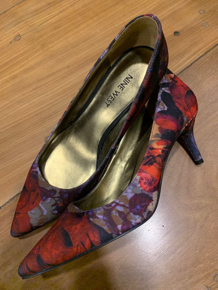 Nine West floral low heels, Women's Fashion, Footwear, Heels on Carousell