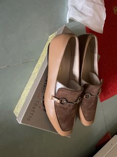 （分類：）位於 。 由 fatfatpug 提交（商品編號 1049557486，圖片 1）。簡介： 。