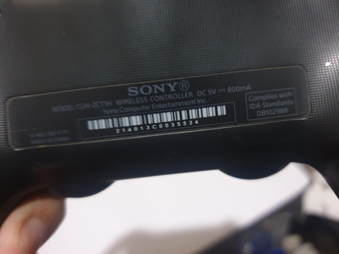 Original Playstation 4 controller v1 (ds4) (Category: Controllers) located in Quezon City. Submitted by itemsforadoption (Listing ID 1049669666, Image 3). Description: Rfs: Coming back from my quarantine break to post more items to sell. I'll probably post more than 50 items over the course of these few days. Decluttering spare controllers Item Description: Jet black v1 ds4. Looks almost new. Barely used and recently bought. No box. Ps: I have ov
