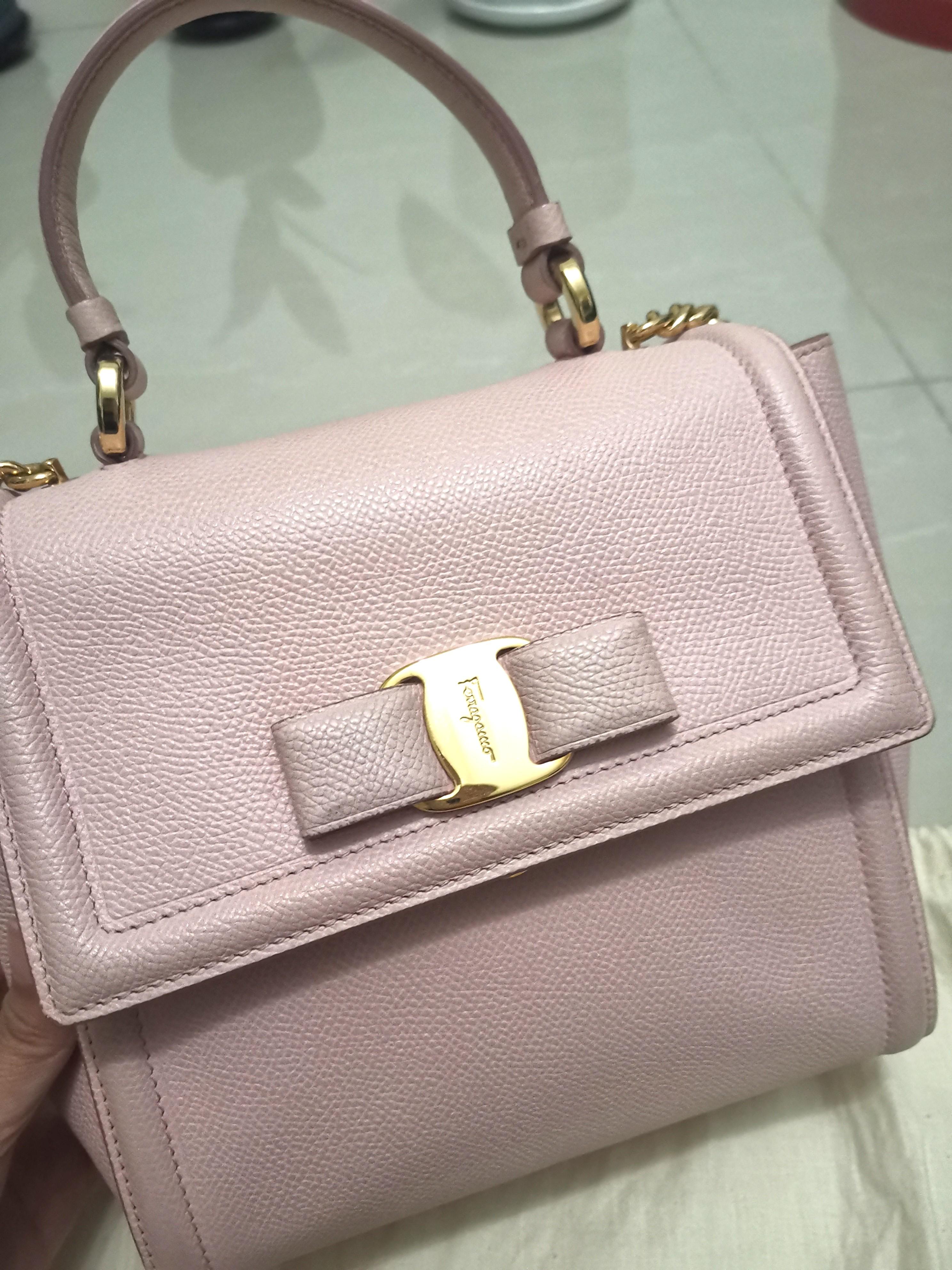 Salvatore ferragamo carrie 18cm hot sale