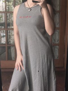 (Category: ) located in . Submitted by ishawears (Listing ID 1049734397, Image 1). Description: .