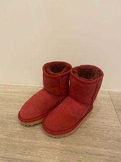 Infant size 8 ugg boots Clearance