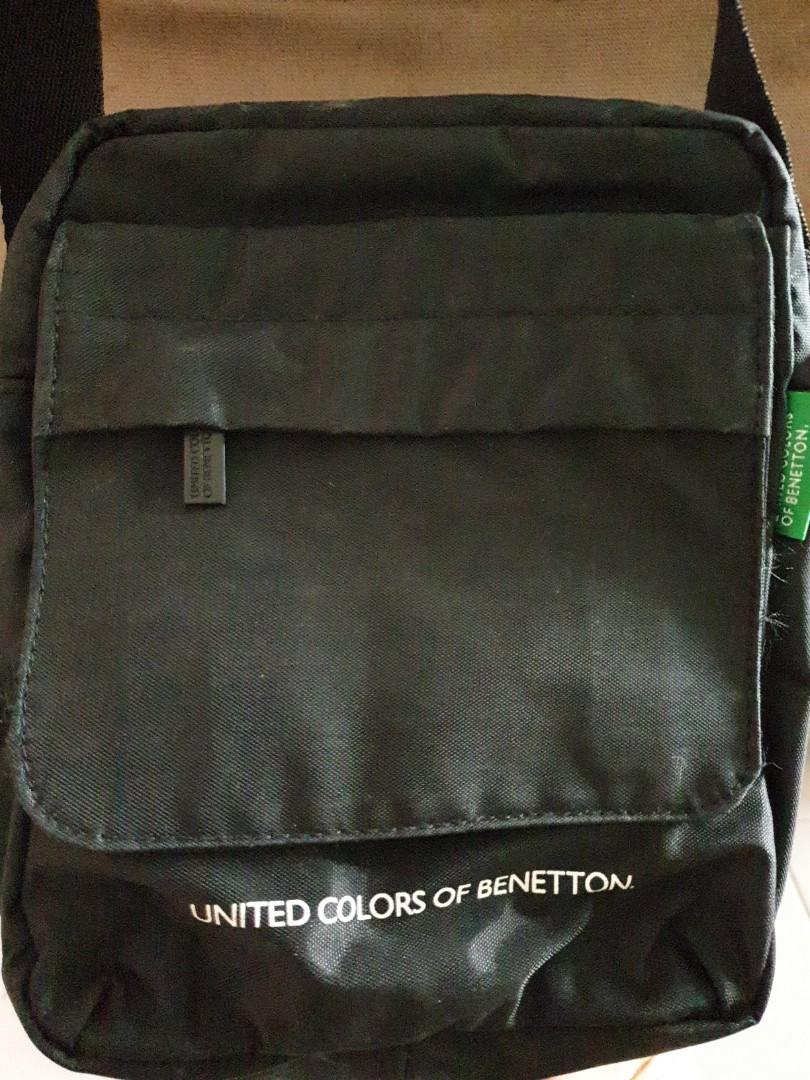 United Colors of Benetton Black Small Sling Bag, Men's Fashion, Bags ...